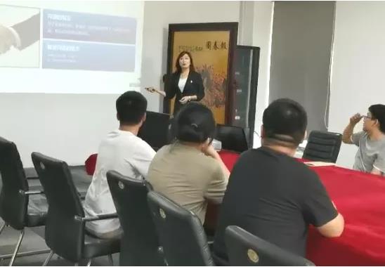 青春,在无私的奉献与坚守中绽放(图3) 青春,在无私的奉献与坚守中绽放(图3)