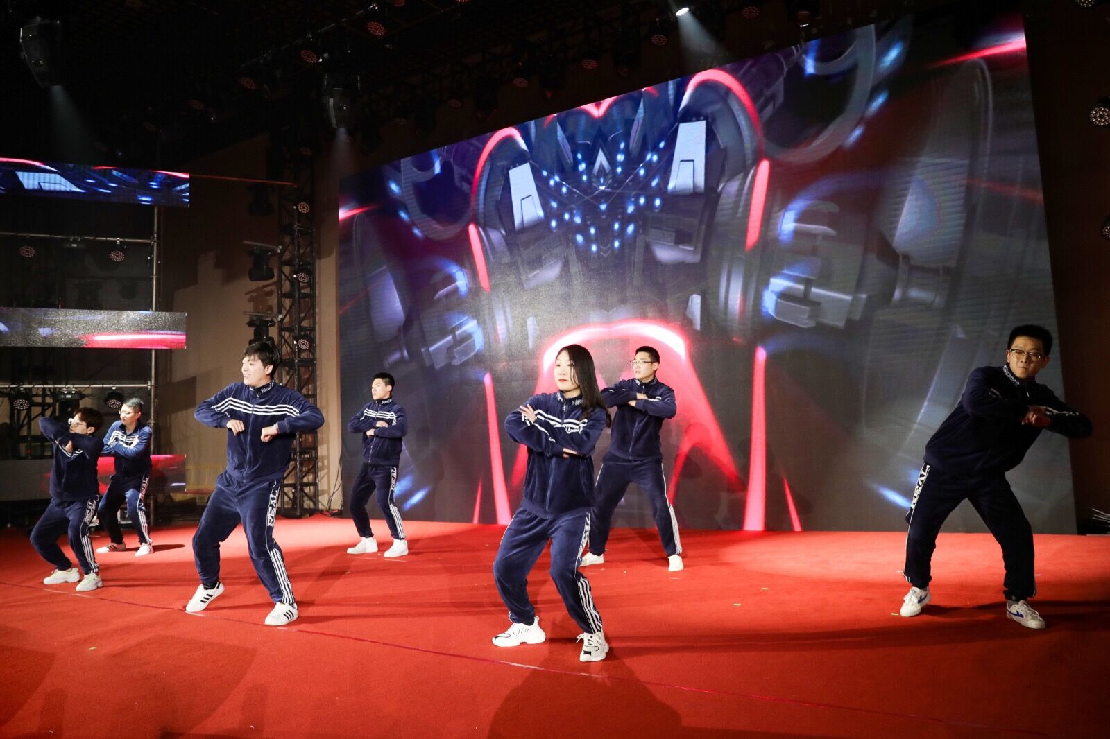 中南集团2018年度表彰暨2019誓师盛典圆满落幕(图31)